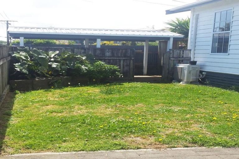 Photo of property in 29 Davies Road, Hurdon, New Plymouth, 4310