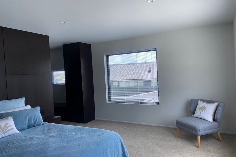 Photo of property in 13 Sharon Road, Waiake, Auckland, 0630