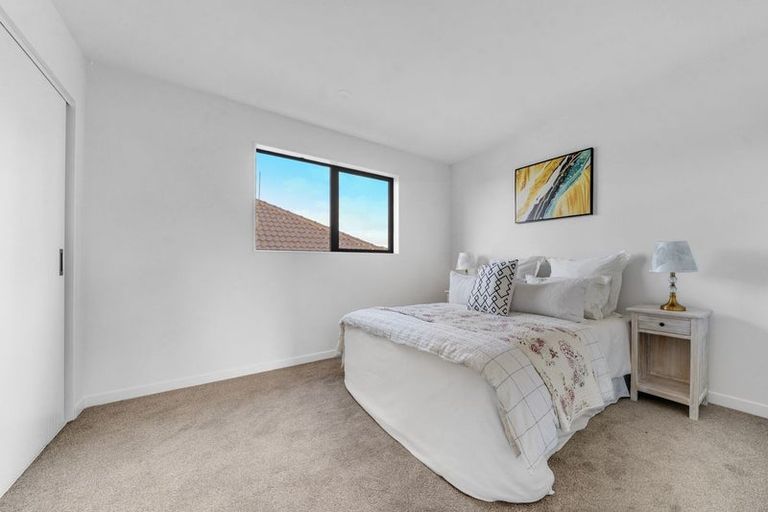 Photo of property in 1/1 Duggan Avenue, Mangere, Auckland, 2022
