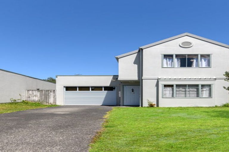 Photo of property in 6 Kona Crescent, Henderson, Auckland, 0610