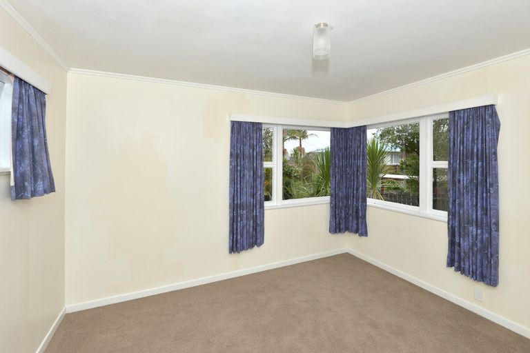 Photo of property in 25 Mcmillan Avenue, Te Kamo, Whangarei, 0112