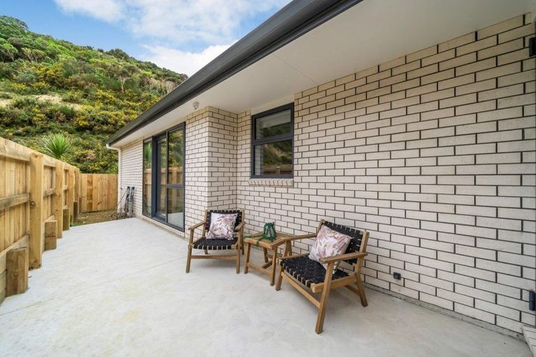 Photo of property in 126 Silverstream Road, Crofton Downs, Wellington, 6035