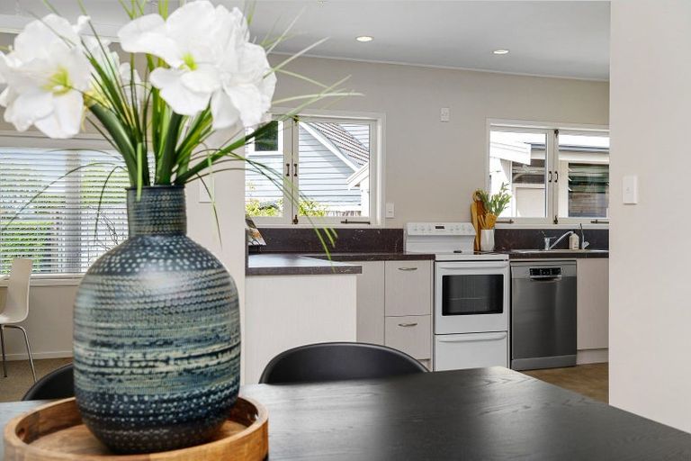 Photo of property in 75 Princes Street, Cambridge, 3434