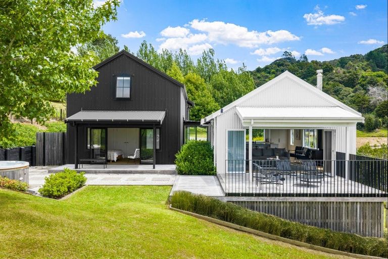 Photo of property in 395a Matakana Valley Road, Matakana, Warkworth, 0985