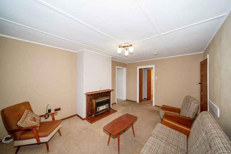 Photo of property in 6 Laurent Vc Street, Hawera, 4610