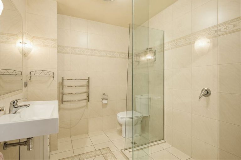 Photo of property in 10/24 Quiet Woman Way, Monaco, Nelson, 7011