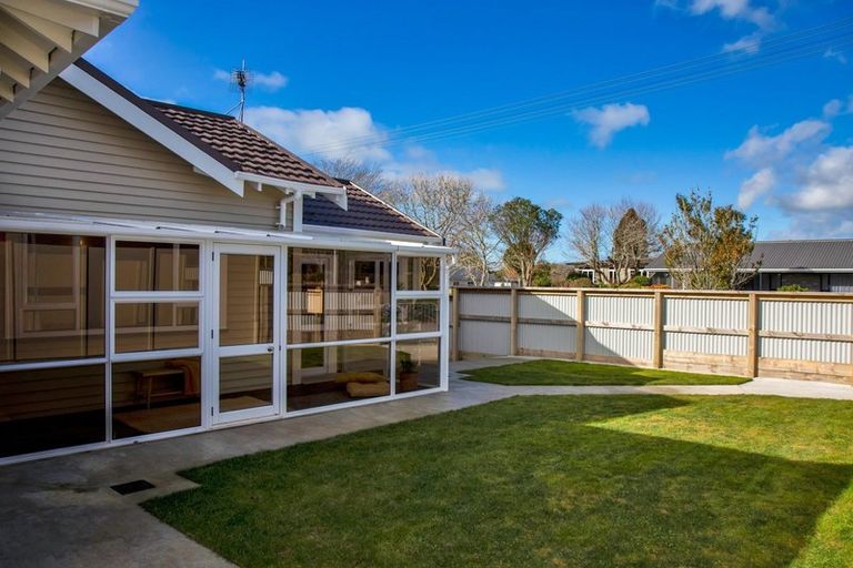 Photo of property in 16a Regan Street, Stratford, 4332