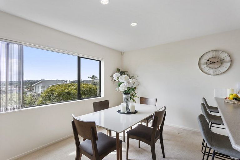 Photo of property in 59 Grovenor Drive, Orewa, 0931