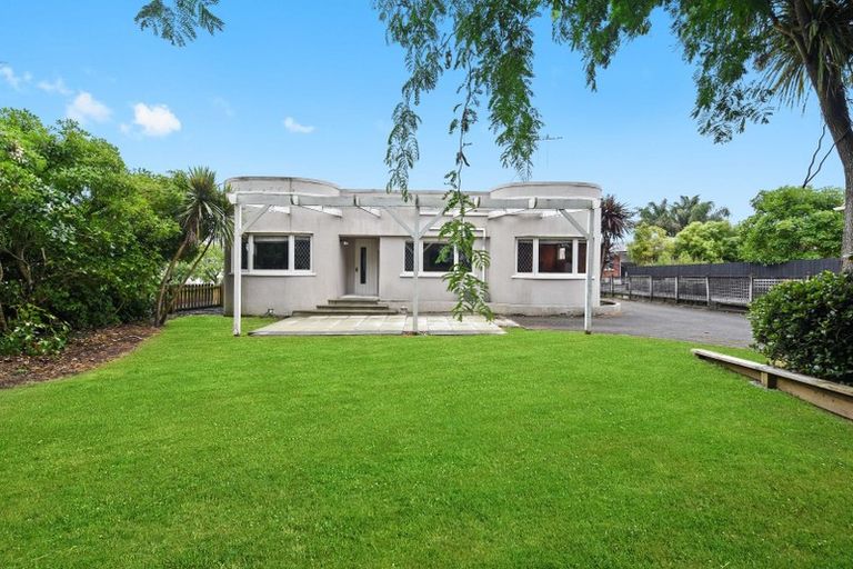 Photo of property in 24 Maeroa Road, Beerescourt, Hamilton, 3200