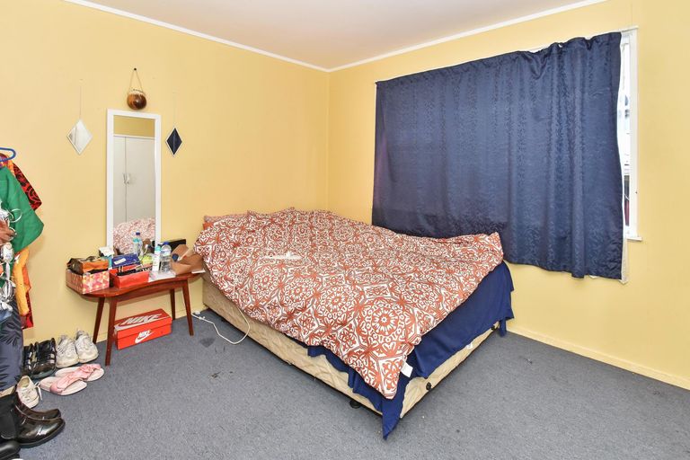 Photo of property in 30 President Avenue, Papakura, 2110
