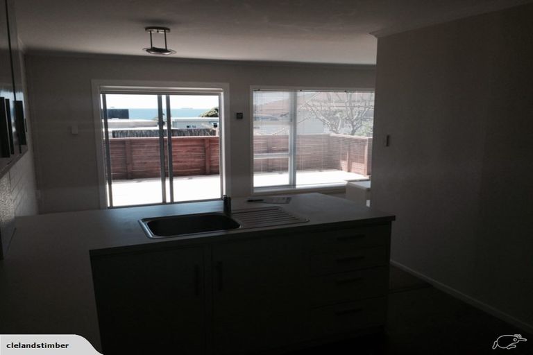 Photo of property in 23a/3 Hamblyn Street, Strandon, New Plymouth, 4312