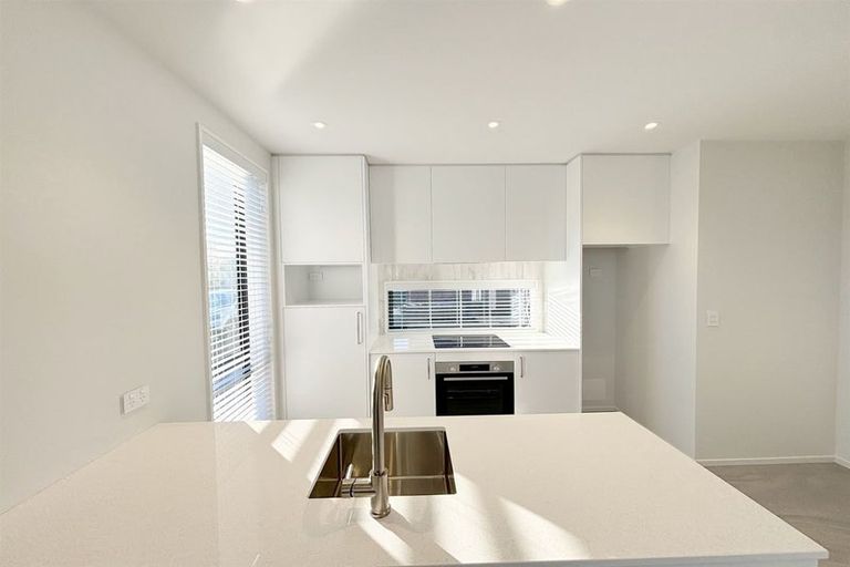 Photo of property in 202a Edgeware Road, Edgeware, Christchurch, 8013