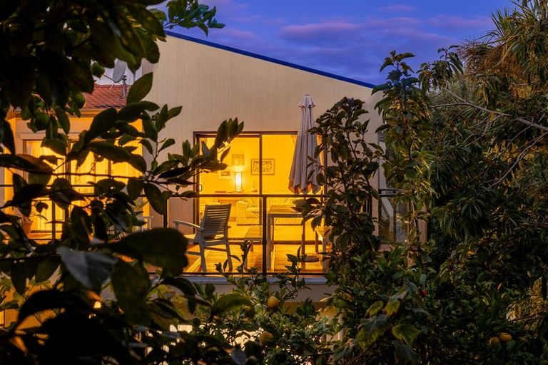 Photo of property in 7 Avion Terrace, Raumati Beach, Paraparaumu, 5032