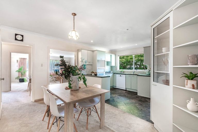 Photo of property in 244b Waiwhetu Road, Waterloo, Lower Hutt, 5011