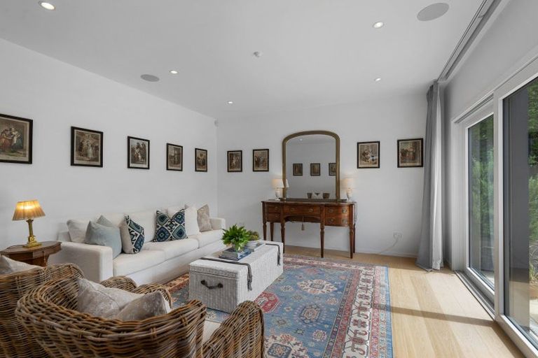 Photo of property in 62a Holly Road, St Albans, Christchurch, 8014