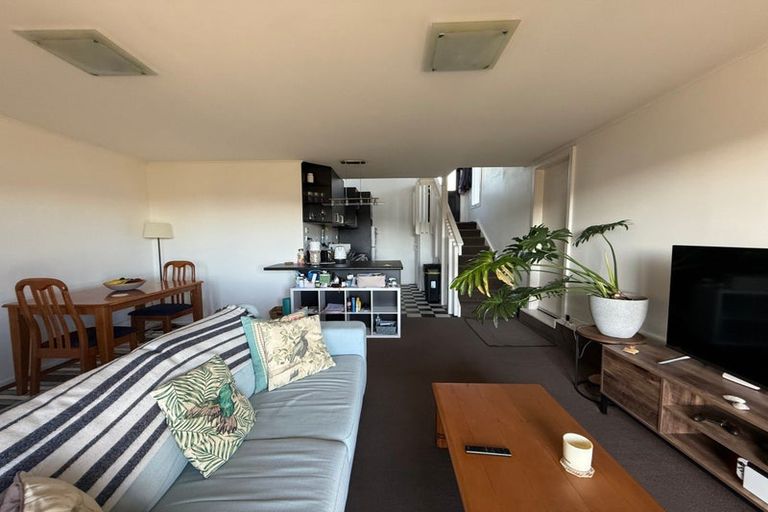 Photo of property in 161 Orangi Kaupapa Road, Northland, Wellington, 6012