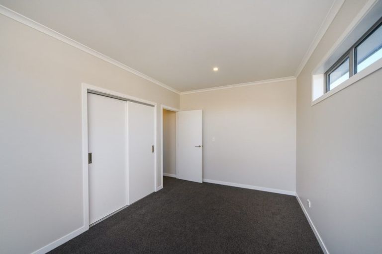 Photo of property in 49 Atlantic Drive, Fitzherbert, Palmerston North, 4410