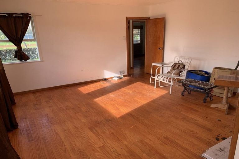 Photo of property in 73 Raglan Street, Mangere East, Auckland, 2024