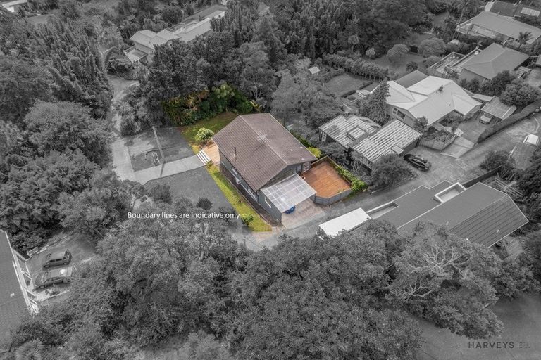 Photo of property in 201 Godley Road, Titirangi, Auckland, 0604