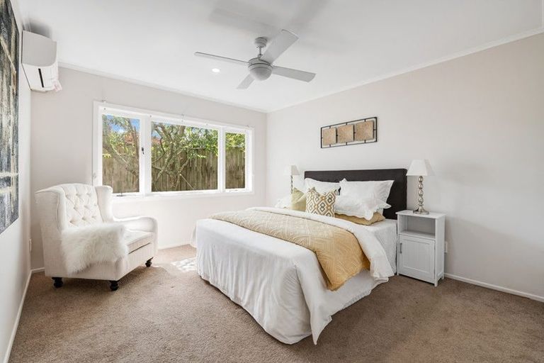 Photo of property in 133 Beach Haven Road, Beach Haven, Auckland, 0626