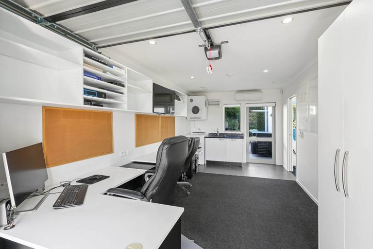 Photo of property in 17 Meteor Road, Hobsonville, Auckland, 0616