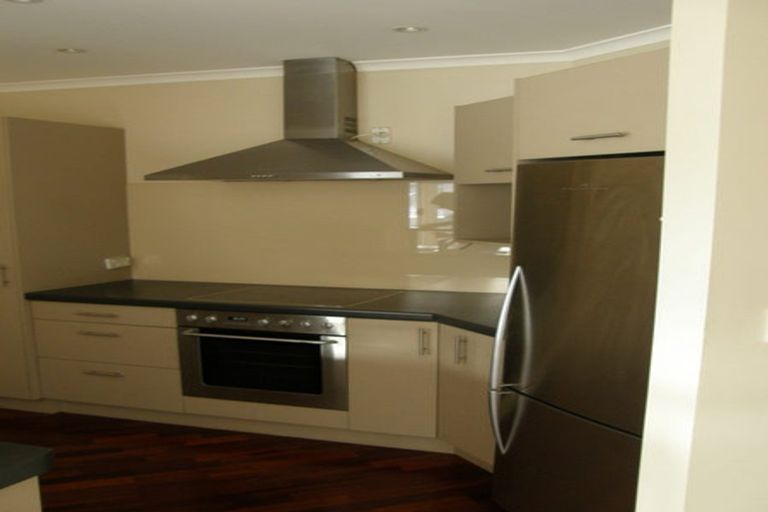 Photo of property in Construction House, 53/80u Kent Terrace, Mount Victoria, Wellington, 6011