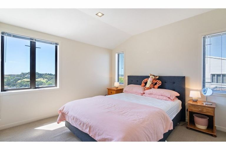 Photo of property in 140 Gills Road, Albany Heights, Auckland, 0632
