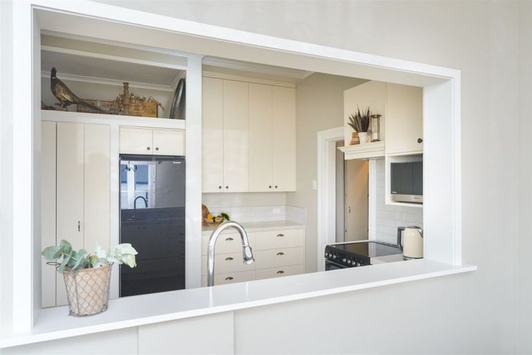 Photo of property in 104 Sherwill Street West, Feilding, 4702