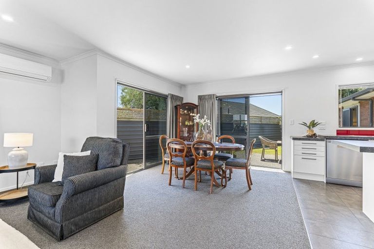 Photo of property in 271a Carrington Street, Vogeltown, New Plymouth, 4310