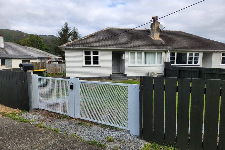 Photo of property in 36 Harris Street, Naenae, Lower Hutt, 5011