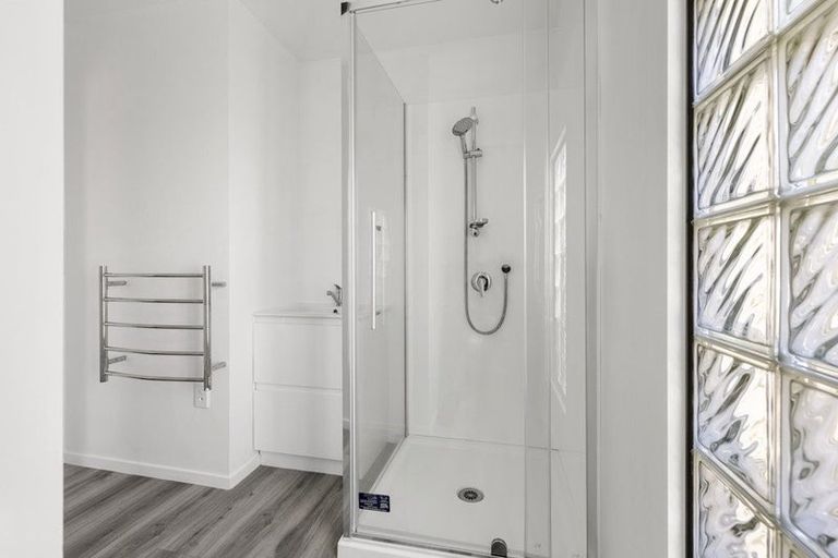 Photo of property in 21a Rimmington Drive, Hamilton Lake, Hamilton, 3204