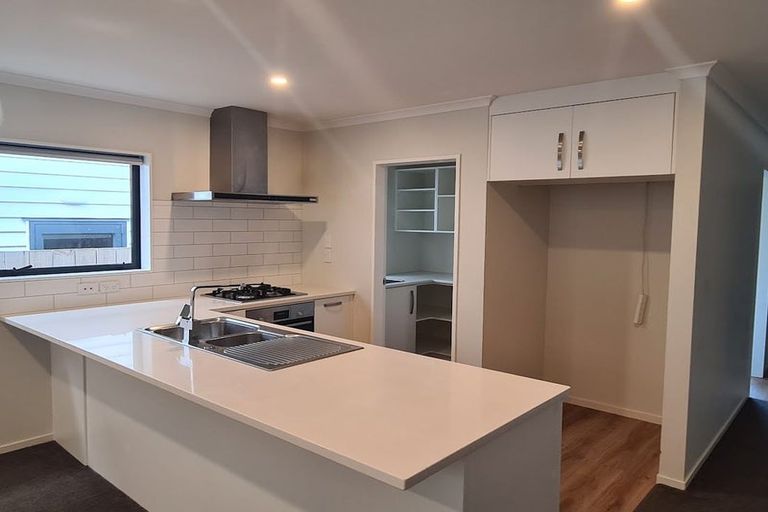 Photo of property in 49 Melksham Drive, Churton Park, Wellington, 6037