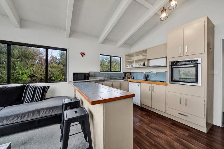 Photo of property in 301 Waihi Road, Hawera, 4673