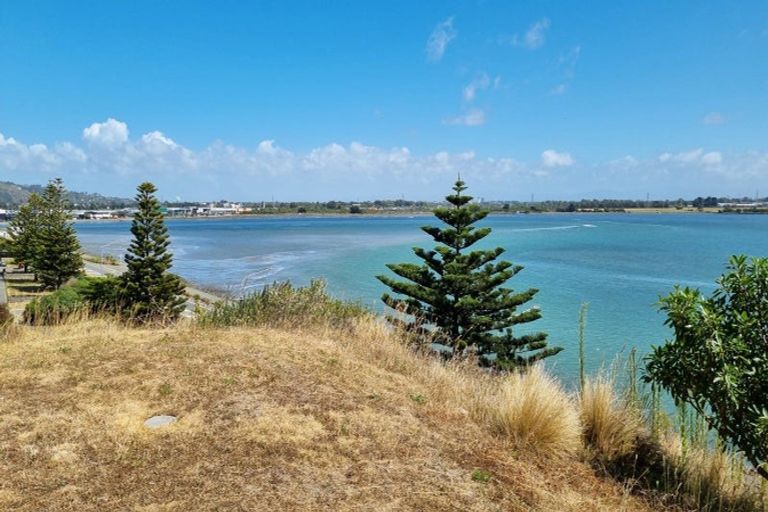 Photo of property in 3 Quarry Road, Mount Pleasant, Christchurch, 8081