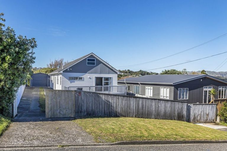 Photo of property in 8 Herewini Street, Titahi Bay, Porirua, 5022