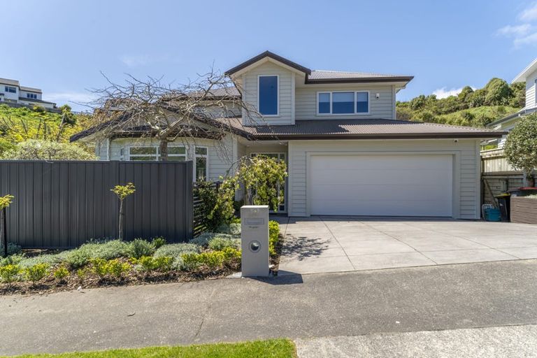 Photo of property in 13 Mauldeth Terrace, Churton Park, Wellington, 6037