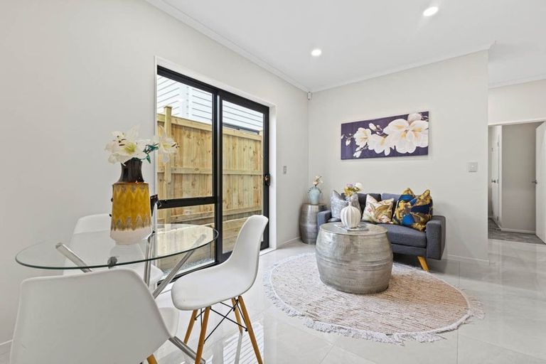 Photo of property in 8 Crossgar Road, Flat Bush, 2019