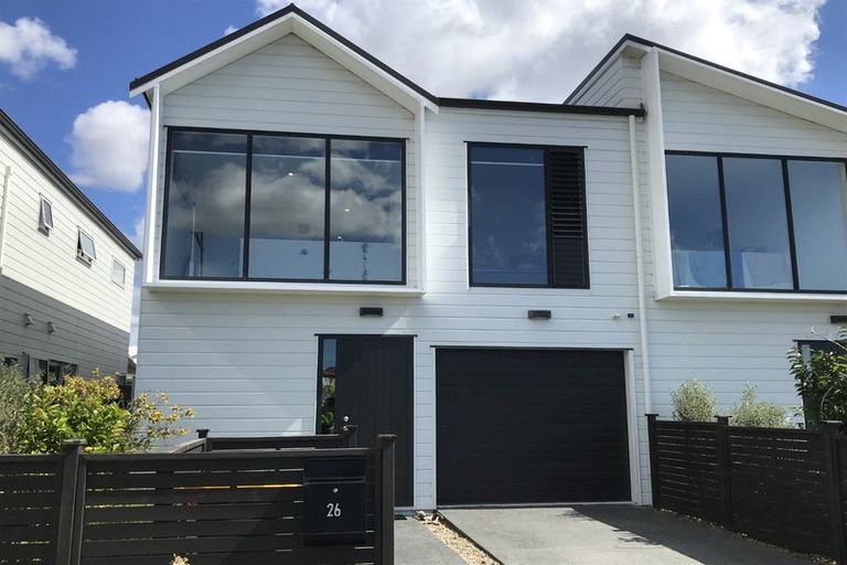 Photo of property in 26 Owen Chapman Drive, Red Beach, 0932