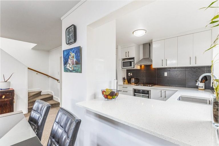 Photo of property in 1/28 Harrington Road, Henderson, Auckland, 0610