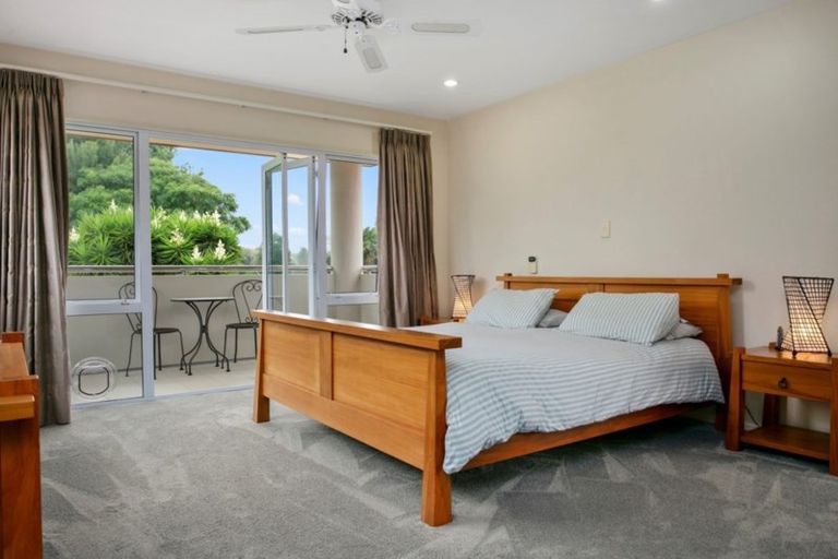 Photo of property in 2/105 Peake Road, Cambridge, 3493