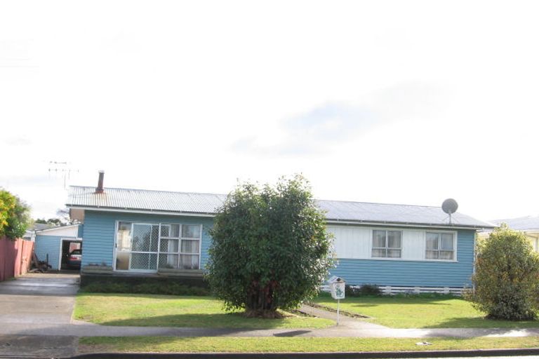 Photo of property in 16 Alexander Avenue, Onekawa, Napier, 4110