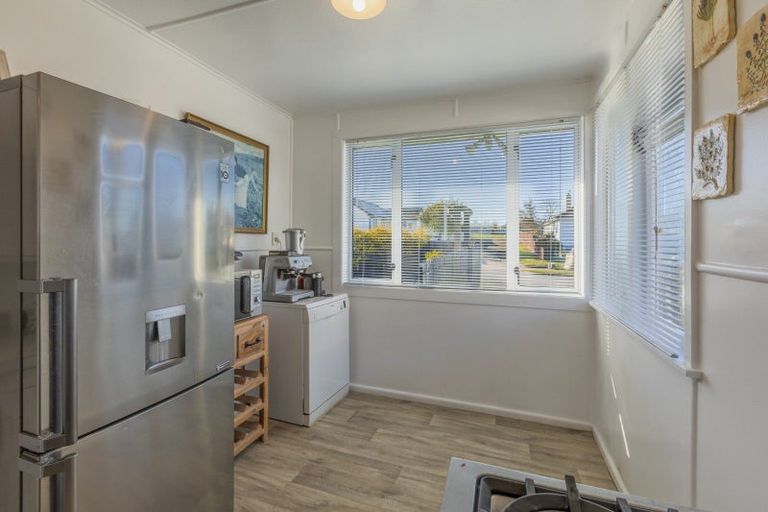 Photo of property in 10 Mackie Street, Waipukurau, 4200