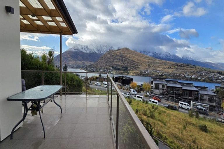 Photo of property in St Andrews Park, 3 Saint Lukes Lane, Queenstown, 9300