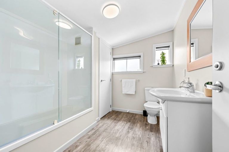 Photo of property in 43 Biddle Crescent, Taita, Lower Hutt, 5011