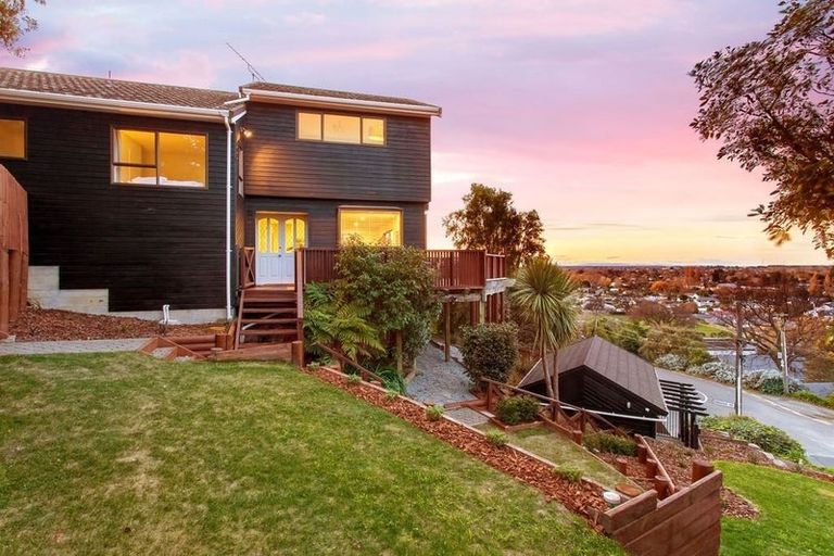 Photo of property in 37 Ramahana Road, Huntsbury, Christchurch, 8022