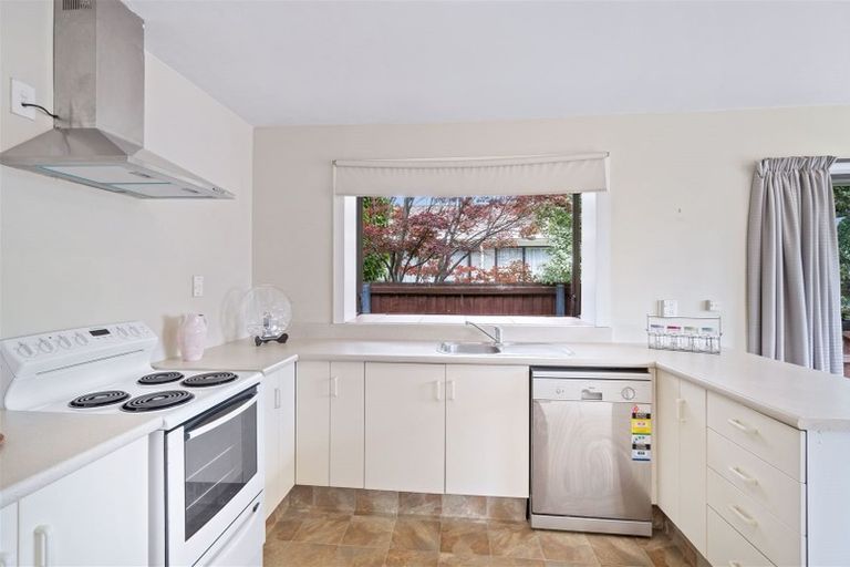 Photo of property in 31 Witham Street, Hornby, Christchurch, 8042