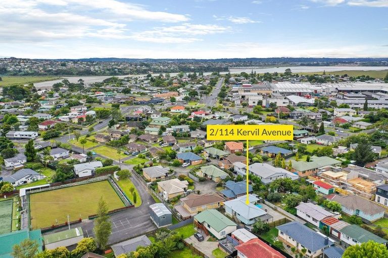 Photo of property in 2/114 Kervil Avenue, Te Atatu Peninsula, Auckland, 0610