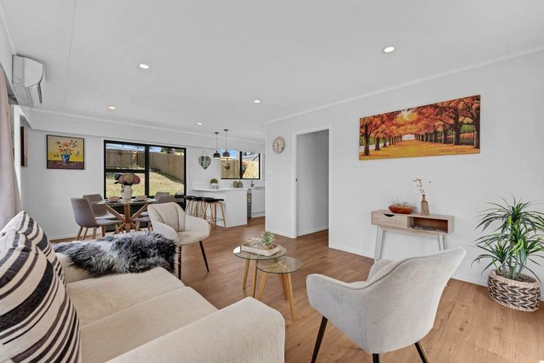 Photo of property in 1/10 Mildmay Road, Henderson, Auckland, 0610