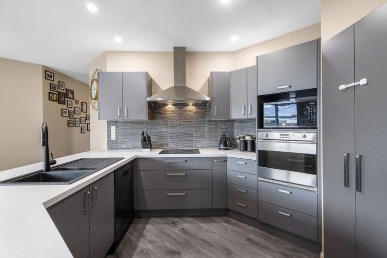 Photo of property in 75 Brookside Road, Rolleston, 7614