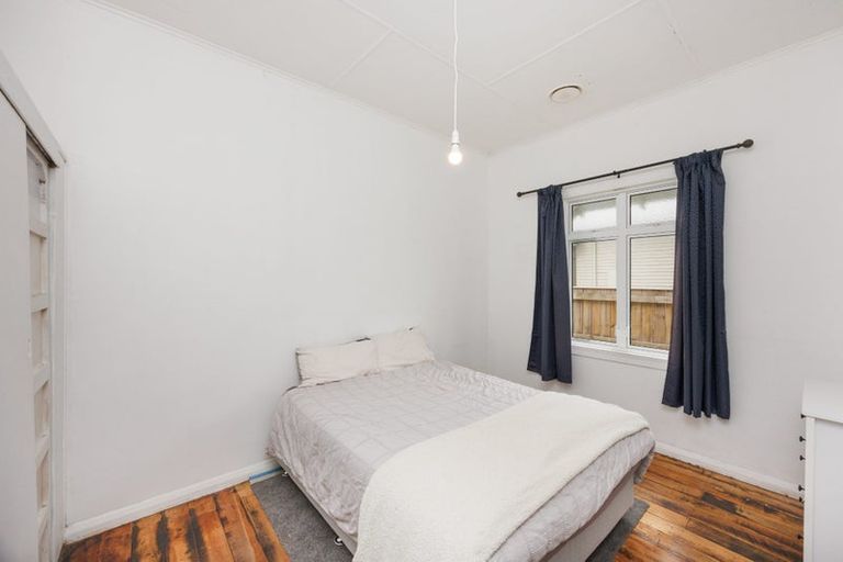 Photo of property in 7 Pirie Street, Palmerston North, 4410